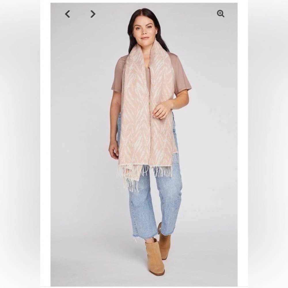 NWT Gentle Fawn Soft Revival Wrap (O/S)